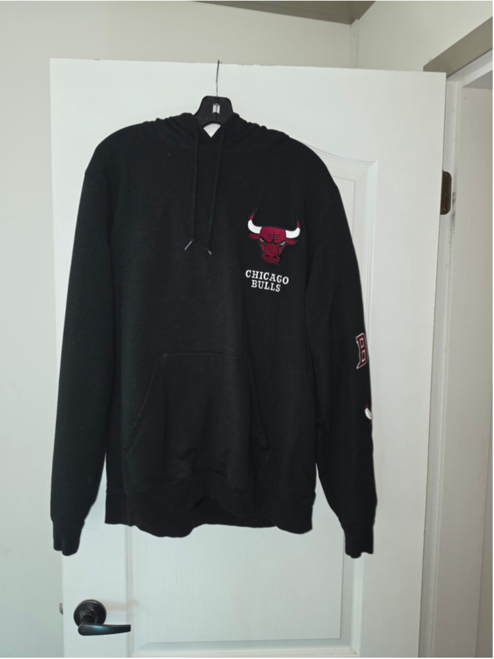 Men's New Era Chicago Bulls Hoodie Black and Red